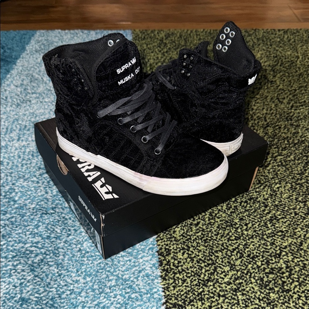 Supra Black High-Top Sneakers Velvet